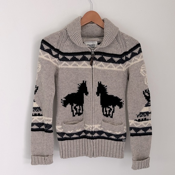 TNA Sweaters - ARITZIA ~ VINTAGE STYLE TNA WOOL ZIP UP ~ size Small